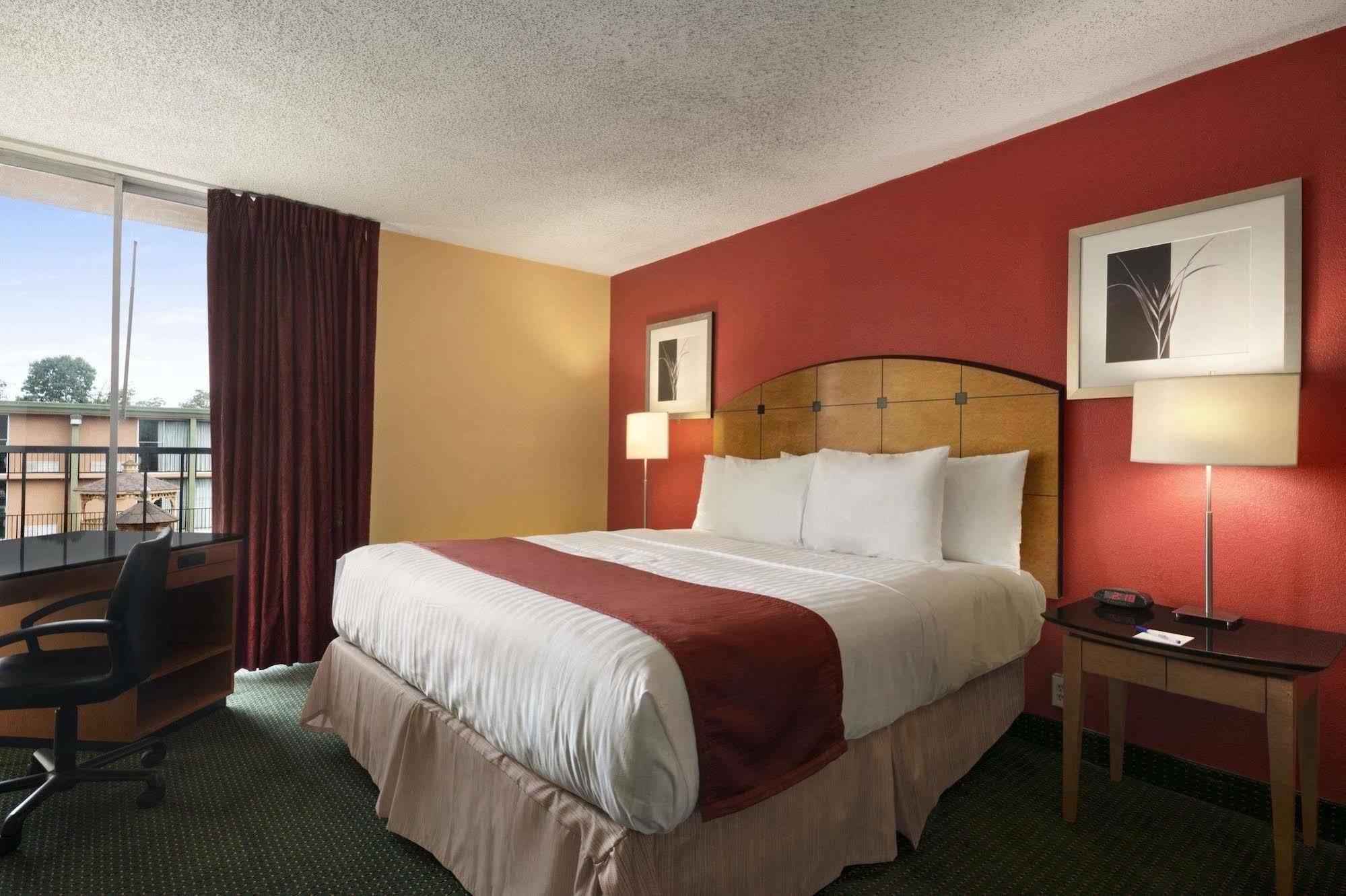 Baymont By Wyndham Salem Roanoke Area Hotel Kültér fotó