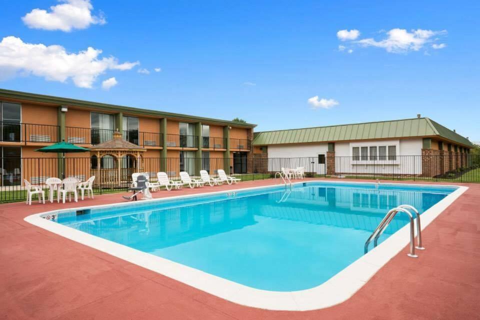 Baymont By Wyndham Salem Roanoke Area Hotel Kültér fotó