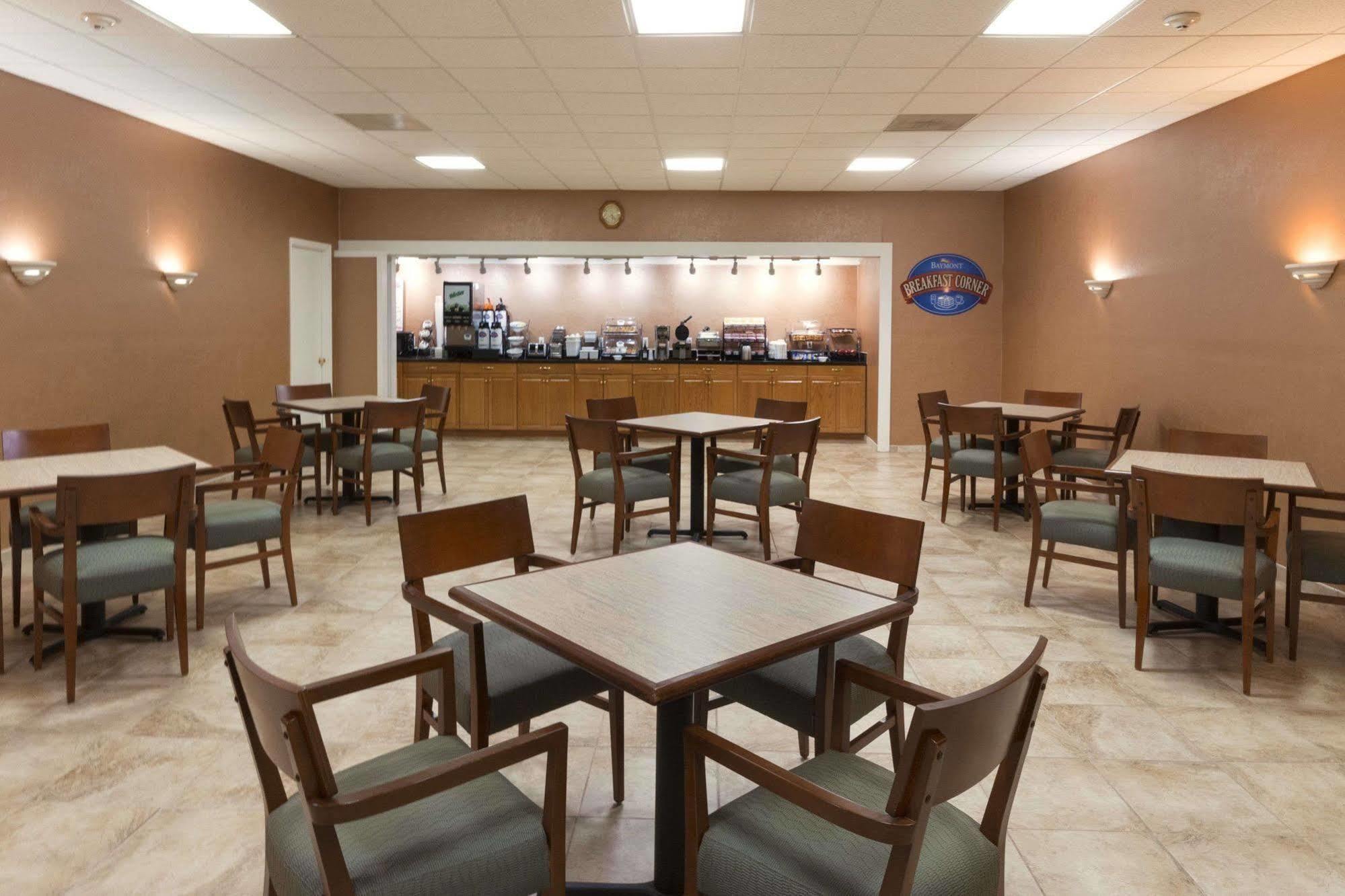Baymont By Wyndham Salem Roanoke Area Hotel Kültér fotó